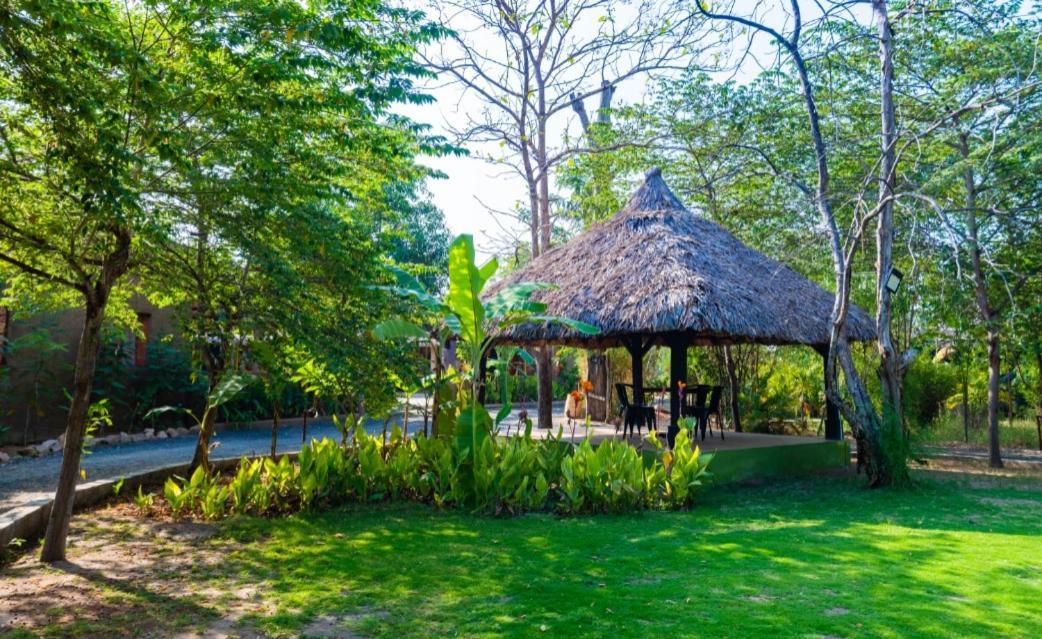Mayur The Karma Hotel Seoni  Exterior foto