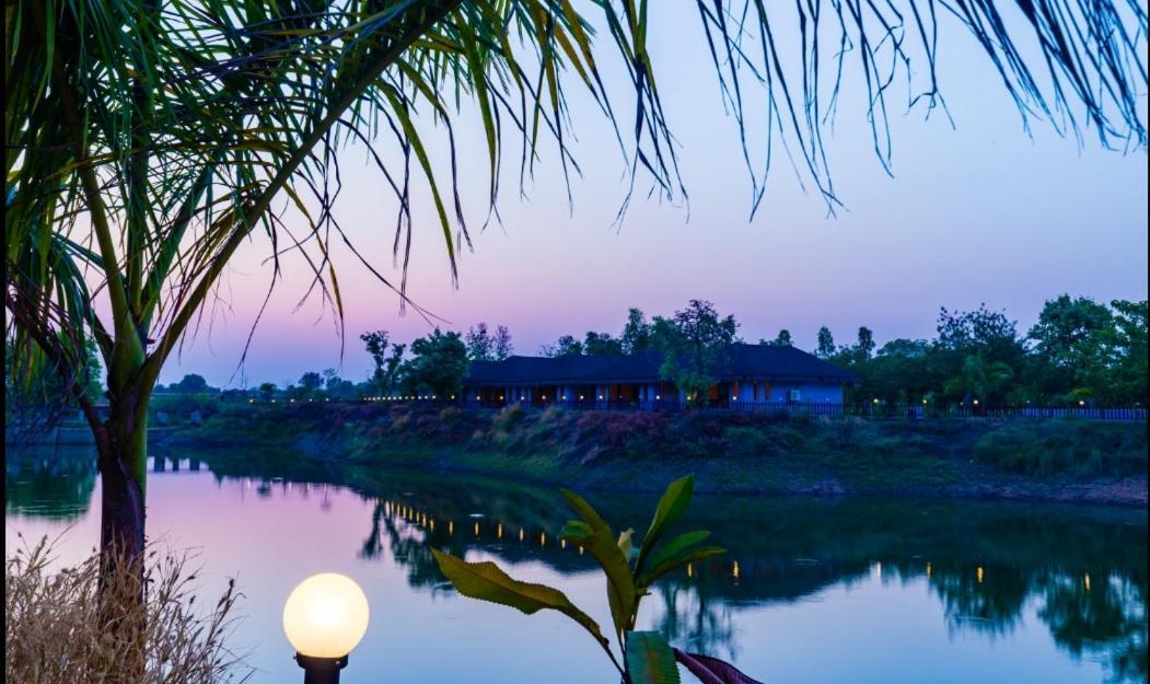 Mayur The Karma Hotel Seoni  Exterior foto